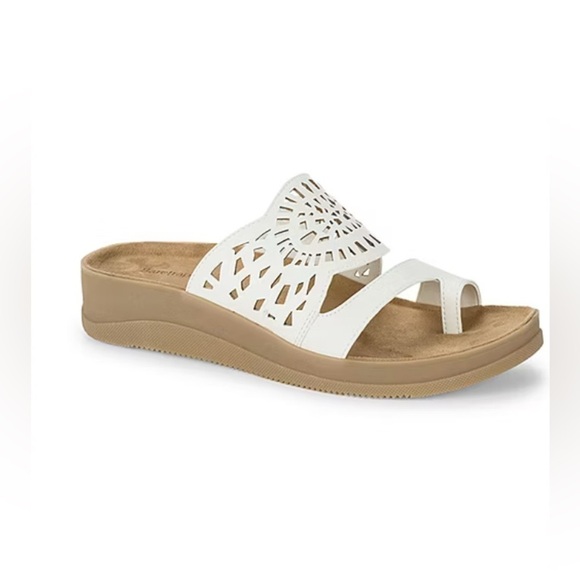 BareTraps Shoes - BareTraps Size 10 Flora Women’s White Cutout Sandals, New No Box